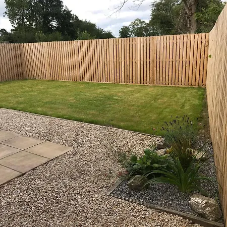 Lavender - 2 Bedroom Holiday home *