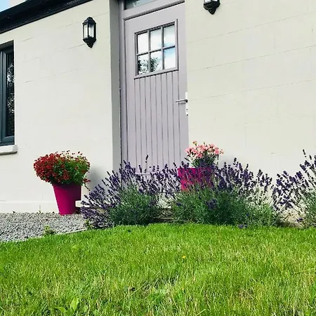 Lavender - 2 Bedroom Ferienhaus