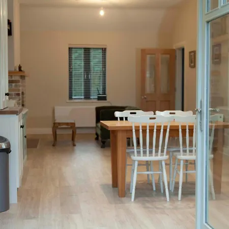 Lavender - 2 Bedroom