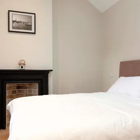 Lavender - 2 Bedroom Holiday home